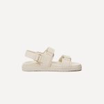 Women's Flat Sandals with Adjustable Comfort